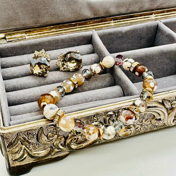 🔥 Gorgeous Smoky Crystal Earrings & Agate Bracelet - Picture 6 of 16